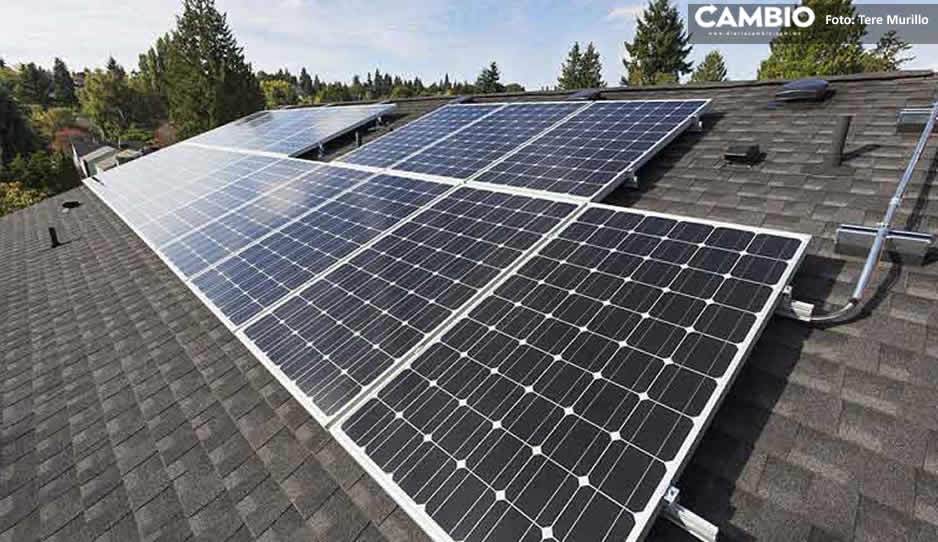 Instalarán paneles solares en 69 escuelas de Puebla