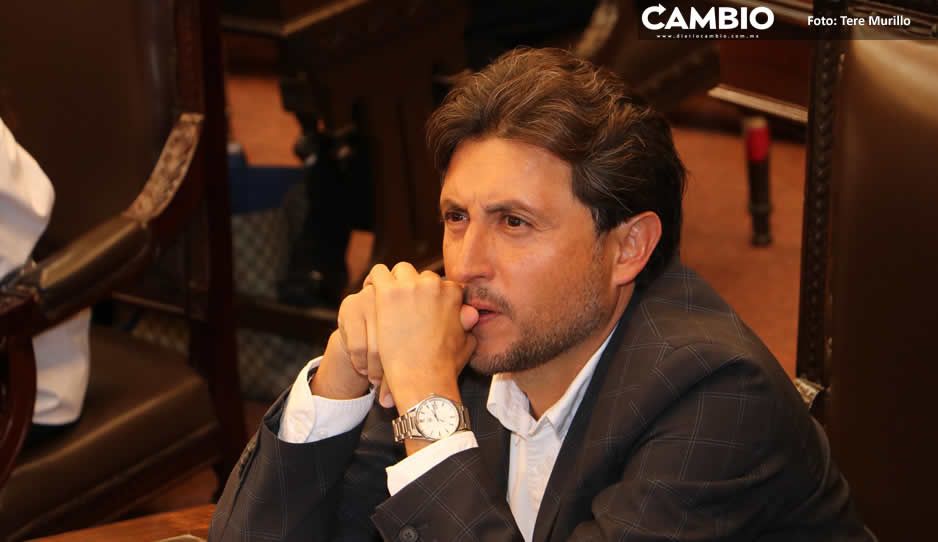 JJ obligado a presentarse a la sesión del Congreso o pierde su dieta de diputado