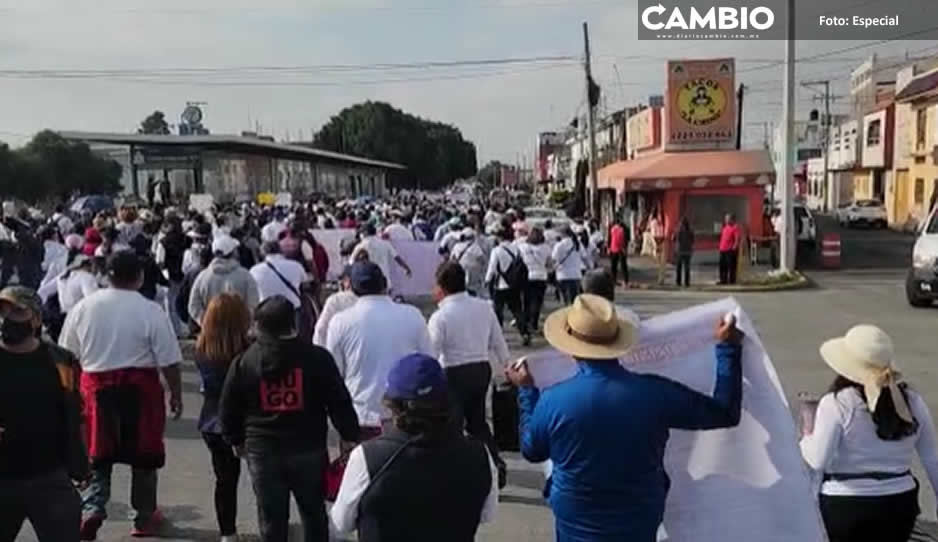 Maestros del SNTE vuelven a manifestarse en bulevar 5 de Mayo