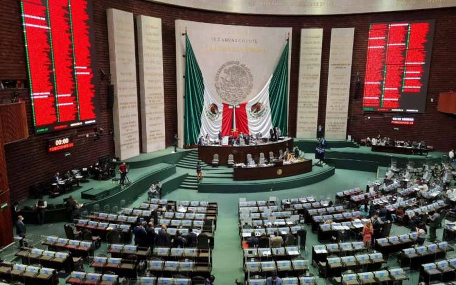 Diputados guarden el bikini, debatirán en plena Semana Santa la Reforma Eléctrica