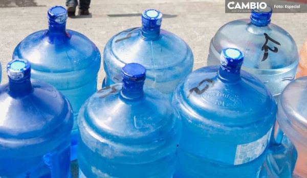 La crisis le pega a Monterrey; hasta mil pesos cuesta un garrafón de agua  