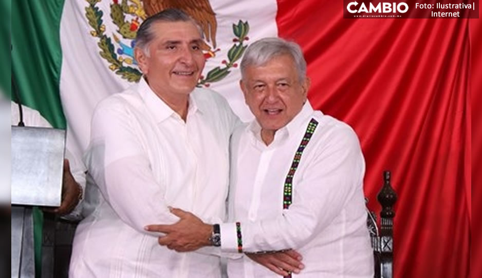 AMLO resalta labor de Adán Augusto por &quot;lograr&quot; ampliación del Ejército en las calles