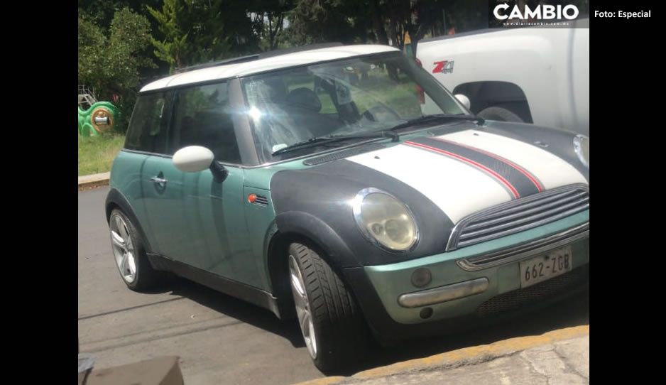 ¡Desgraciados! Le roban su coche en la 25 oriente y lo avientan en Xonaca