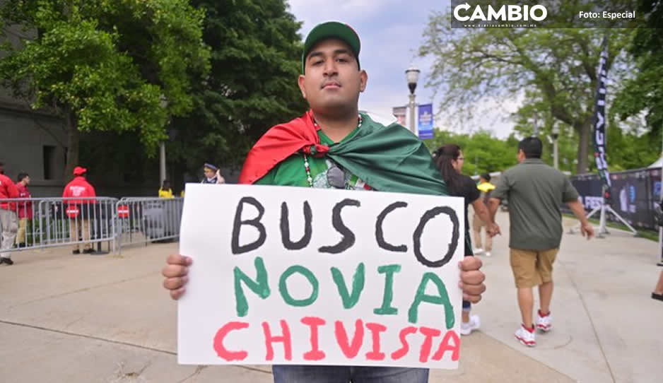 FOTO: Así un chivahermano lanza un mensaje de ayuda previo al partido de México vs Ecuador