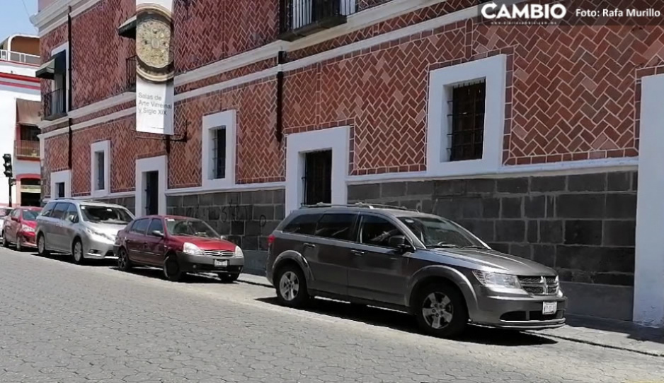 Regularización de &quot;autos chocolate&quot; en Puebla deja 2.5 millones de pesos para pavimentar calles