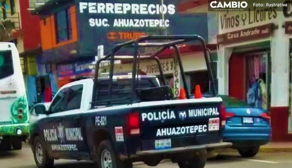 Edil de Ahuazotepec da de baja a 14 policías municipales por actos de extorsión