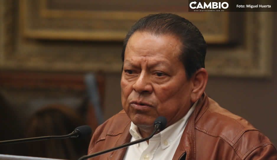 Carlos Navarro celebra toma de protesta del cuñado de El Toñín, José Luis Peregrina