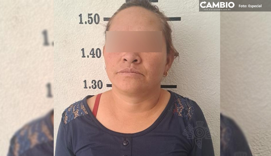 Policía Estatal detiene a mujer por presunto asalto durante venta de automóvil en Moyotzingo