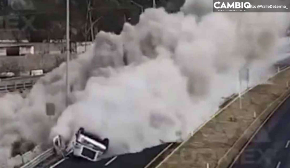 ¡Impresionante! Así volcó tráiler en la carretera México-Veracruz (FUERTE VIDEO)