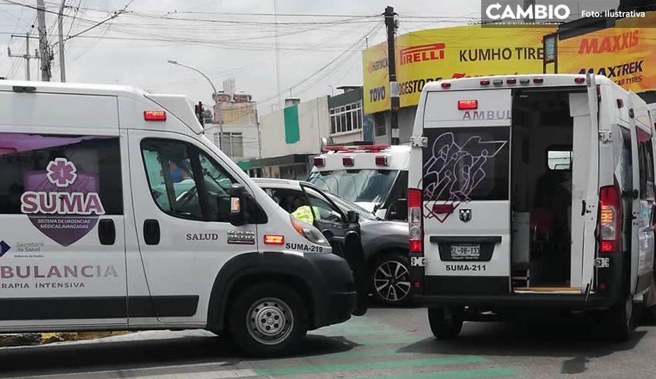 ¡Otra atropellada! Abuelita es arrollada por automovilista cafre en 11 Oriente