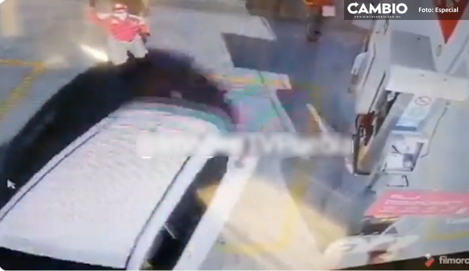 ¡Abusivo! Honda blanco se van sin pagar de gasolinera en La Margarita (VIDEO)