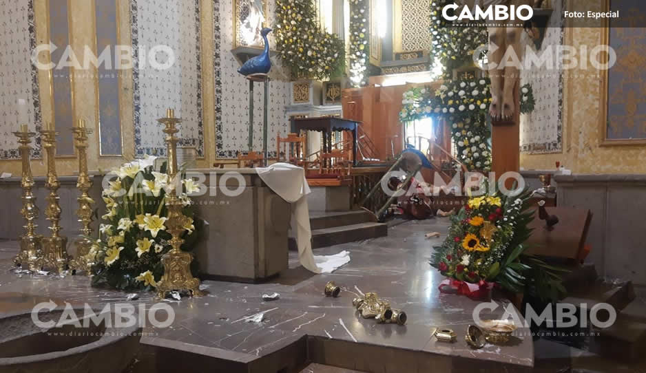 Vandalizan iglesia de San Martín Obispo en Texmelucan, destruyeron la  imagen principal