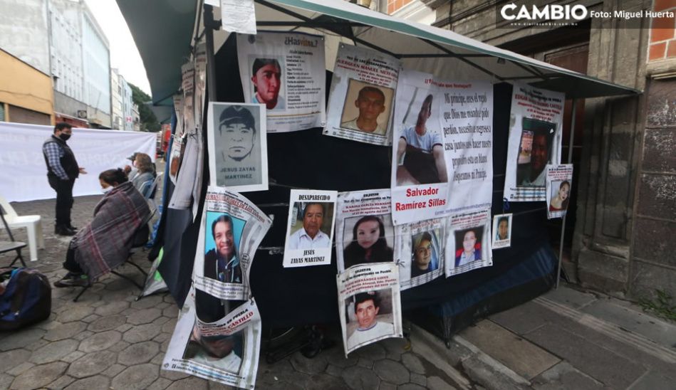 La Voz de los Desaparecidos&#39; mantiene plantón; exige aprobación de Ley de  los Desaparecidos