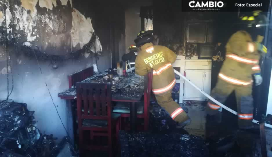 Corto circuito provoca incendio en departamento de la colonia Infonavit en Atlixco