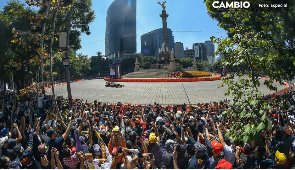 Miles se desviven por ver a Checo Pérez en Paseo de la Reforma (VIDEO)