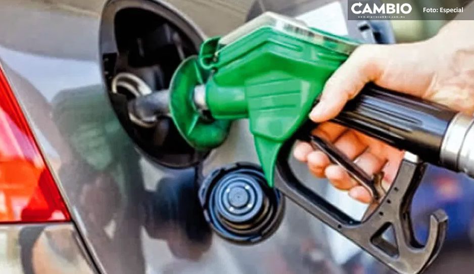 Precio de gasolina alcanza máximo histórico en México; cuesta 25.50 el litro