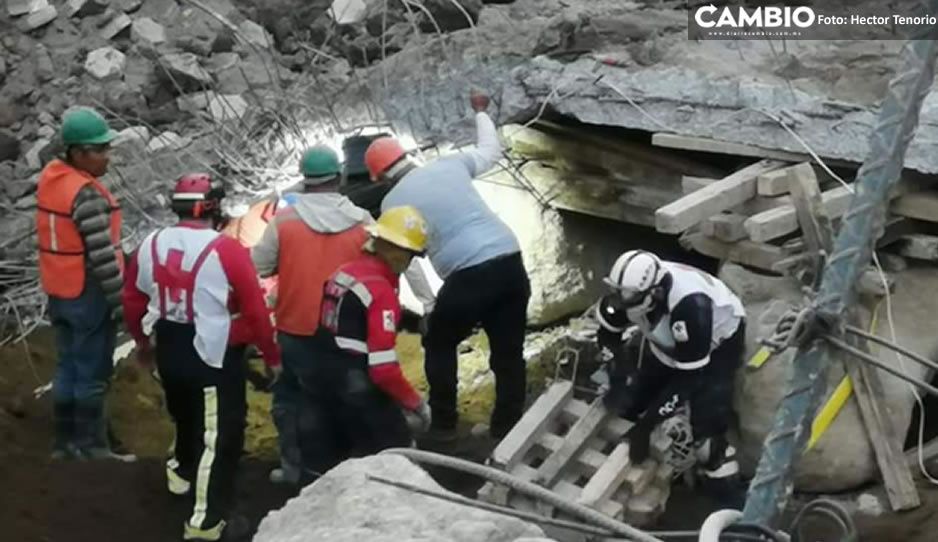 Un muerto y dos desaparecidos deja trágico derrumbe de obra de Noé Peñaloza en Texmelucan