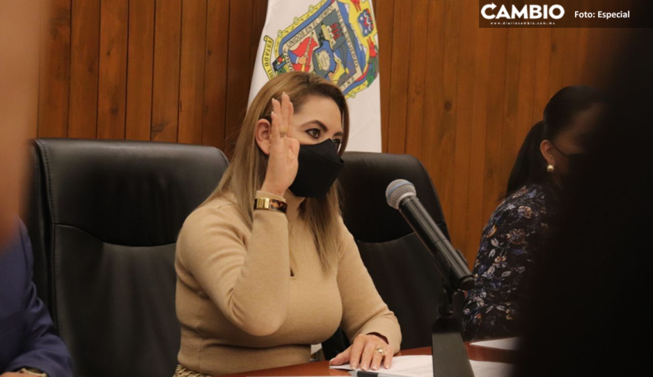 Ni un mes y Paola Angón endeuda con 31 millones de pesos a San Pedro Cholula