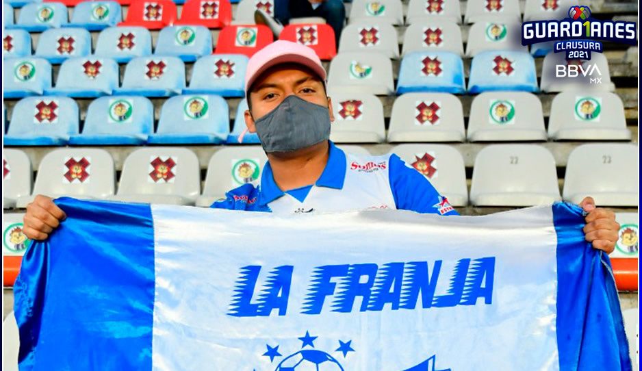 Camotero de corazón viaja a Pachuca para ver al Puebla ante cierre del Cuauhtémoc