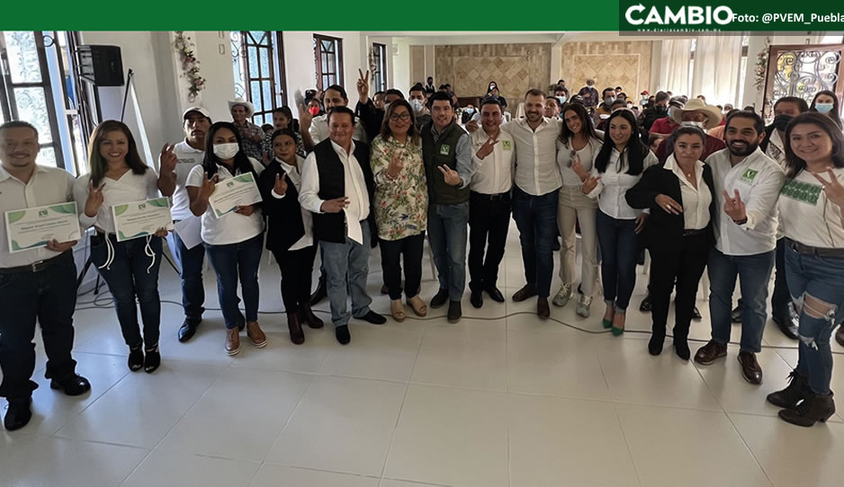 Jimmy Natale hace una gira por Chignahuapan e Ixtacamaxtitlán para la renovación de Comités Municipales 
