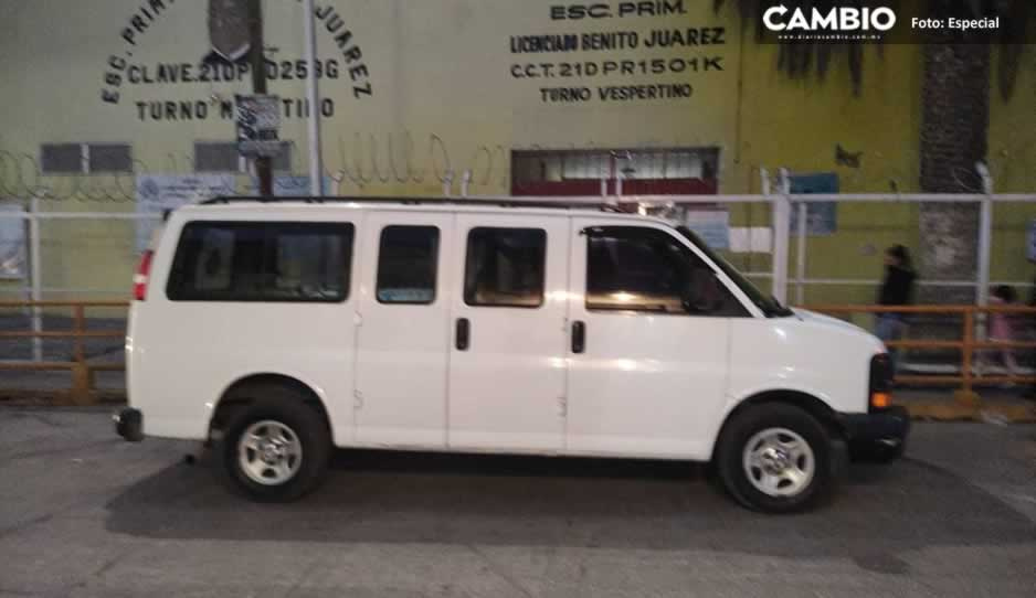 Roban camioneta estacionada cerca del Cuauhtémoc durante el Puebla vs Pachuca