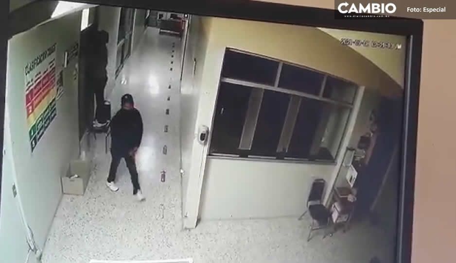 Comando de encapuchados y armados asalta a trabajadores de IMSS Atencingo en la clínica (VIDEO