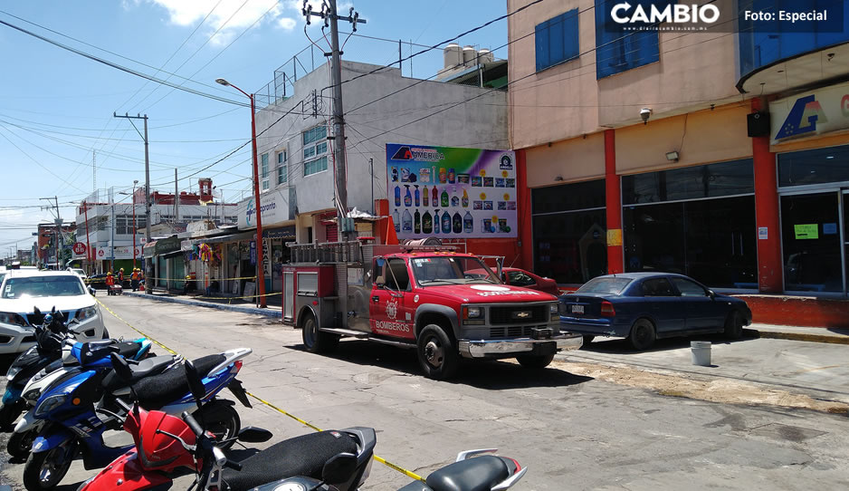 Derrame de combustible genera alarma en vecinos de Texmelucan