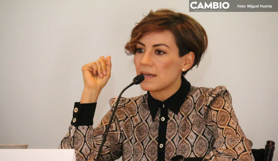 Mónica Silva se compromete a sacar avante el aborto en Puebla para 2022