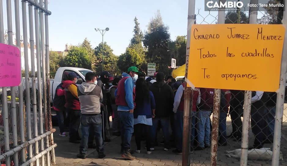 Sindicalizados continúan el show de Gonzalo Juárez y se van a paro de labores (VIDEO y FOTOS)