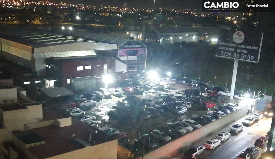 Covidiotas de Cholula organizan mega torneo de Padel en club Match Point
