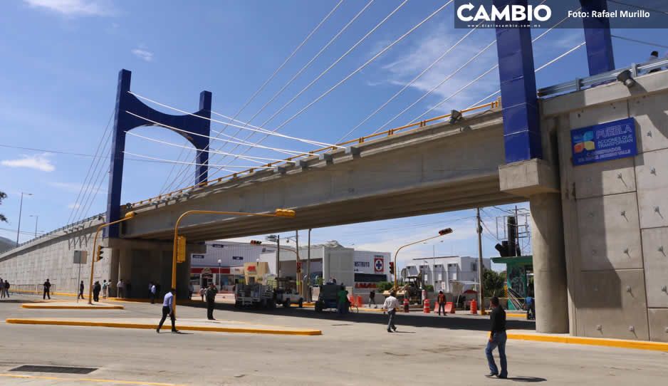 Barbosa ordena revisión de todos los puentes estatales atirantados (VIDEO)