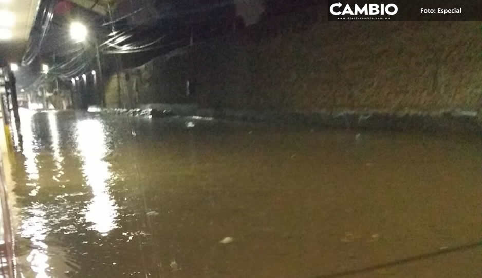 Fuertes lluvias provocaron inundaciones en calles de San Pedro Cholula