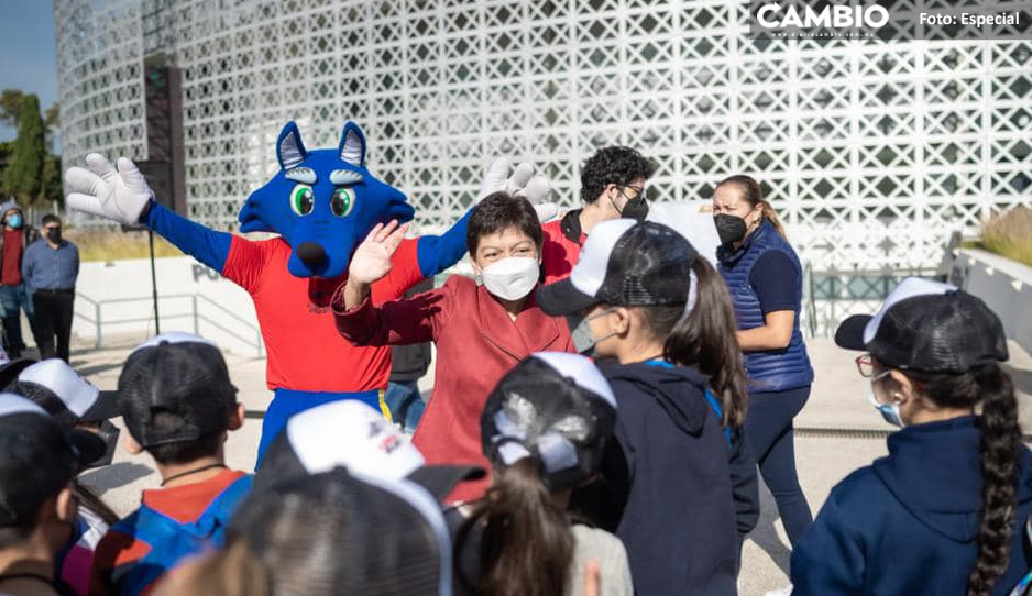 Encabeza Lilia Cedillo inicio del curso de verano para trabajadores de la BUAP