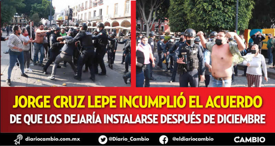 Ambulantes provocan a policías municipales y terminan en zafarrancho violento en el zócalo (FOTOS Y VIDEOS)