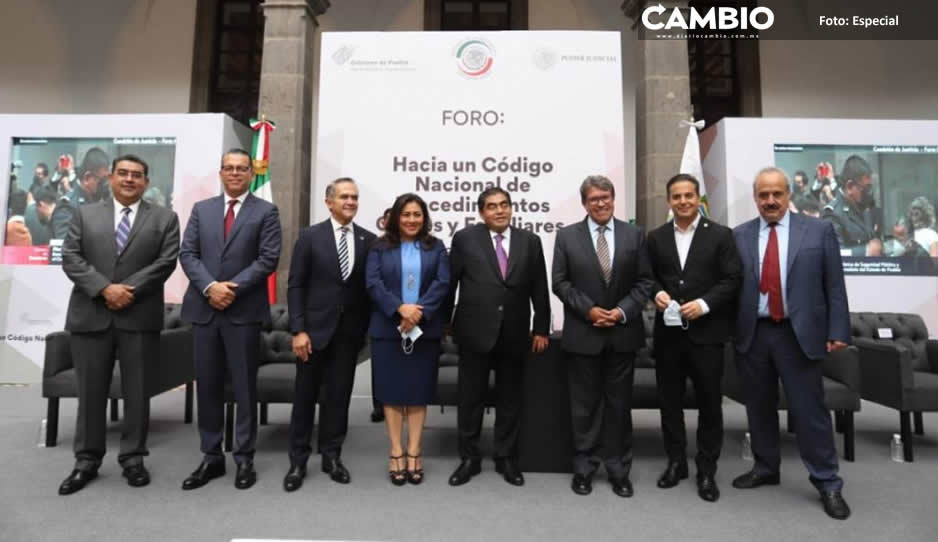Barbosa encabeza foro del Senado de la República en Puebla con Monreal, Zepeda y hasta Mancera