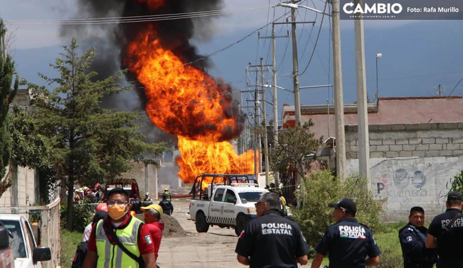 FOTOS: Mala maniobra de trabajadores de Pemex provocó la explosión: evacuaron a 70 personas y colapsaron 2 casas