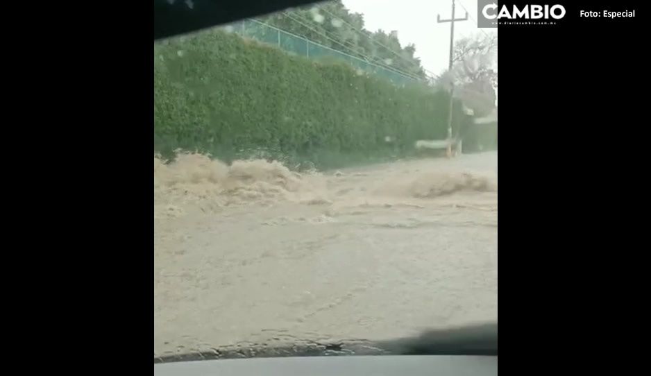 VIDEO: No es el rio Nilo, es la lluvia en el área de La María