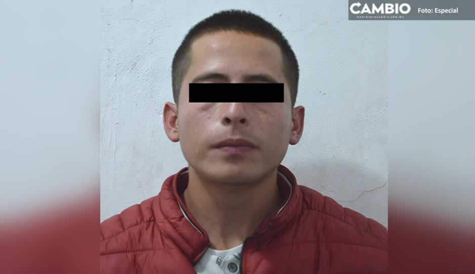 Arrestan a Alan, asaltante de más de 40 tiendas Oxxo en Puebla