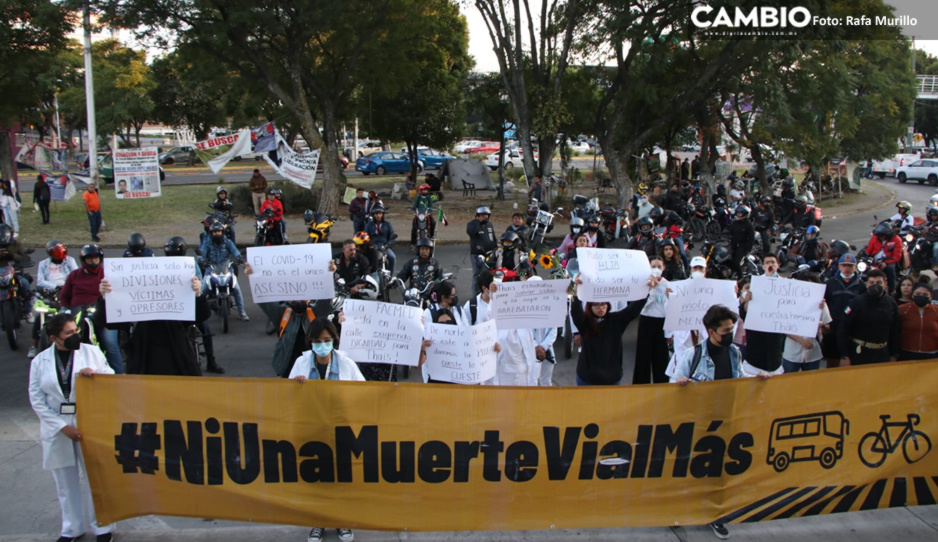 Bikers, repartidores y amigos de Thais Madelene hacen caravana a la Fiscalía exigiendo justicia (VIDEO)