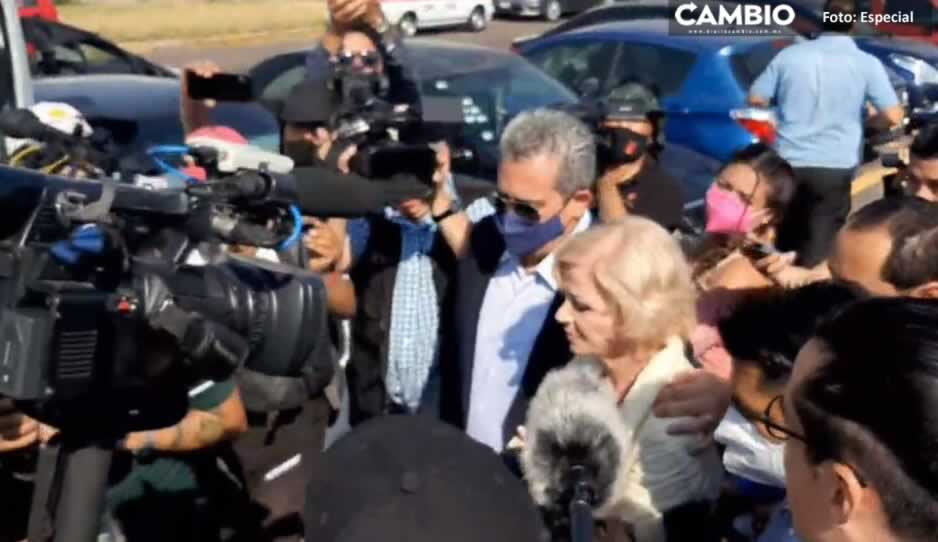 Alejandra Cuevas sale libre del penal de Santa Martha (VIDEO)