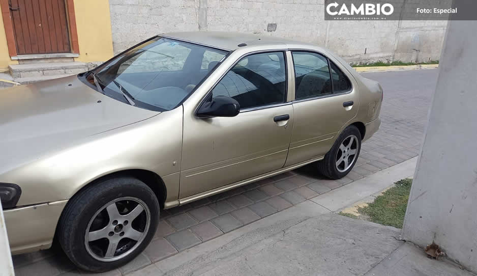 Roban automóvil en San Sebastián Tecamachalco