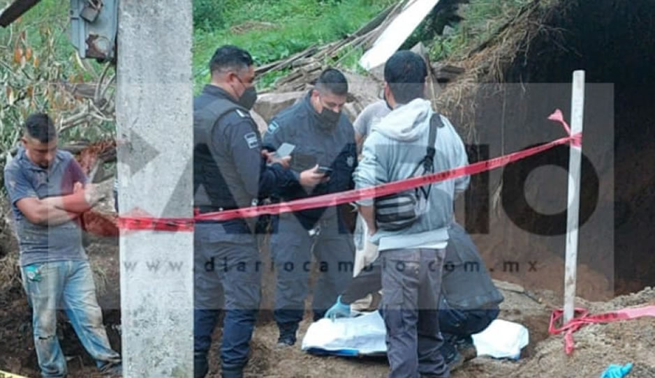 Albañil de 23 años muere sepultado por alud de tierra en Teziutlán