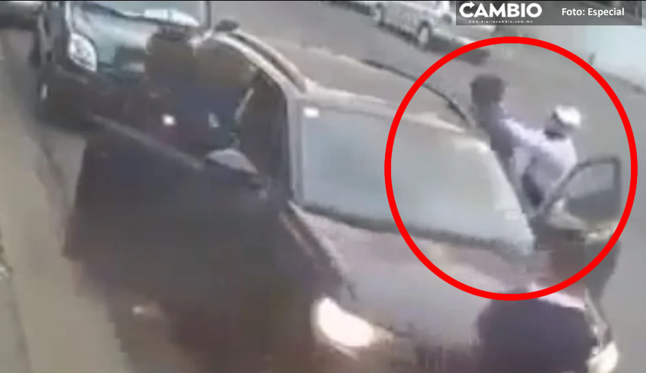 FUERTE VIDEO: Pareja vive 20 segundos de terror durante robo de su camioneta