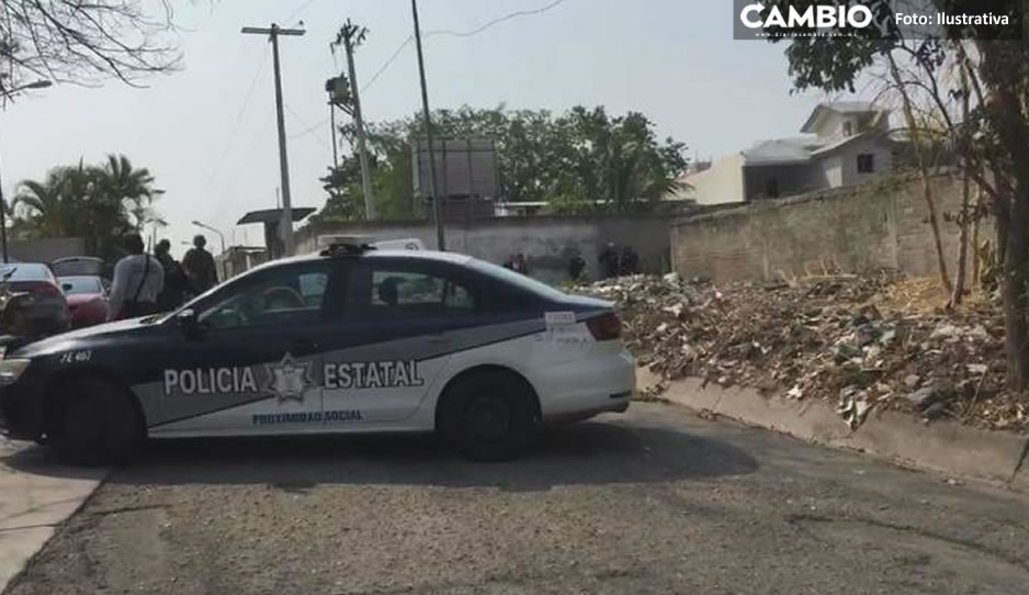 Localizan cadáver baleado de motociclista en campos de Chietla