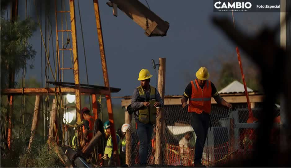 Suspenden rescate de mineros atrapados en Coahuila; harán capilla para honrarlos