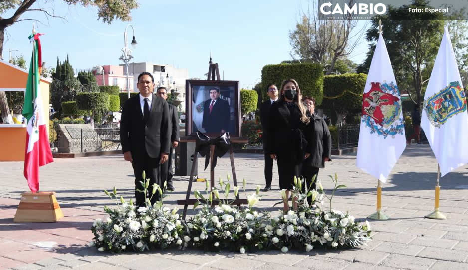 Gobierno de Tepeaca realiza homenaje luctuoso Barbosa