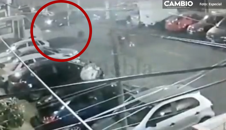 VIDEO: Captan momento exacto en que comando rafaguea una camioneta BMW en La Margarita
