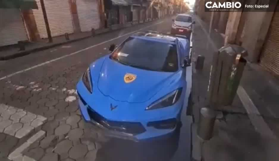 Misterio en el Centro Histórico: aparece auto de lujo y nadie sabe de quién es (VIDEO)