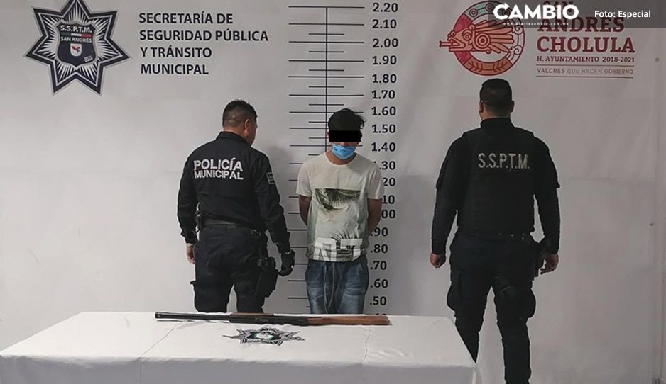 Detienen a hombre que portaba rifle, había ido a comprar alcohol en San Andrés Cholula