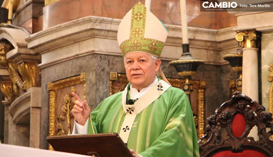 Arzobispo Víctor Sánchez ofrece misa a estudiantes que inician clases presenciales mañana